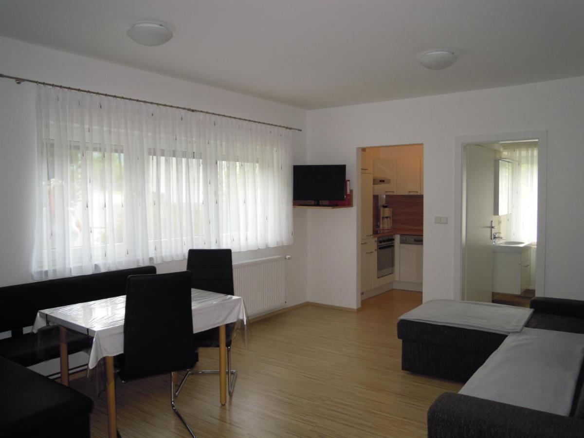 Ferienwohnungen Familie Jarnig Inge Görtschach Chambre photo